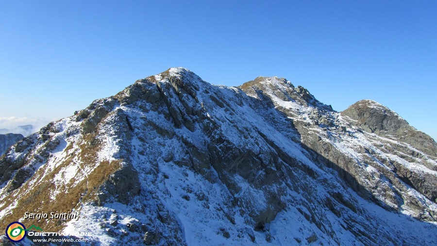 31 Dal Colombarolo la cresta verso il Ponteranica.JPG